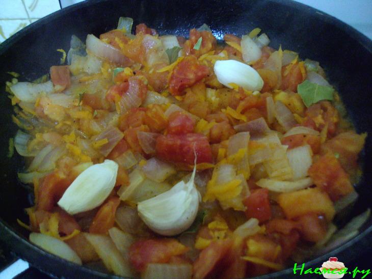 Свинина с рисом и овощами, типа плов