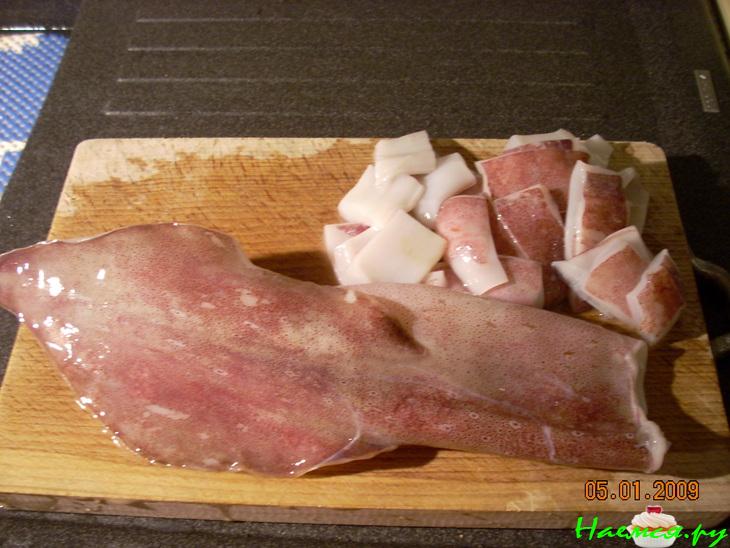 Кальмары по-китайски со свежими грибами