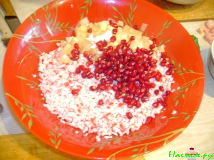 Салат 'Коралловый островок'