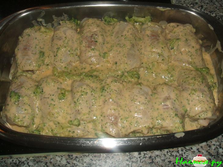 Рыбные роллы с креветками в соусе