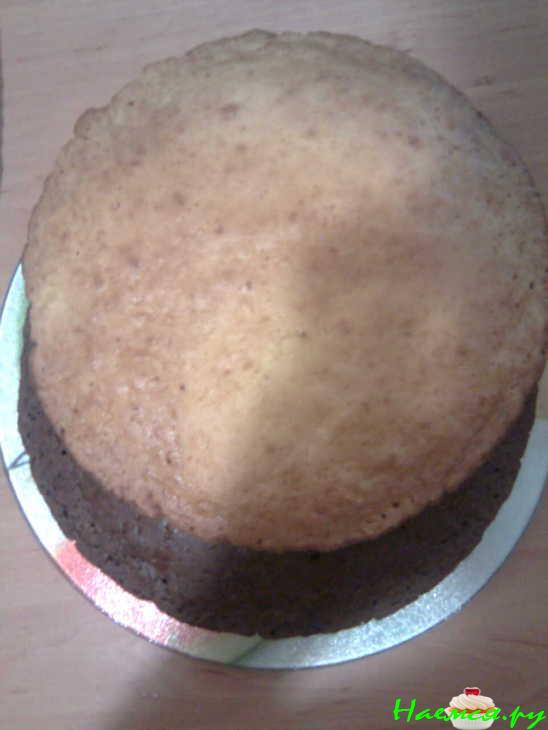 Торт "Сметанник" в шоколадной глазури