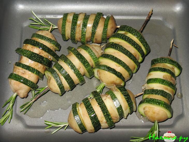 "Полосатики" из картошки и цуккини