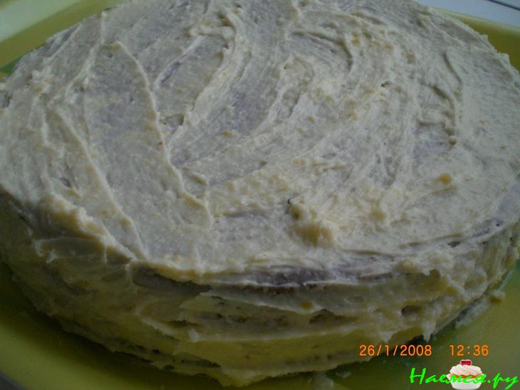 Торт 'Прага' со сливочным кремом в шоколадной глазури