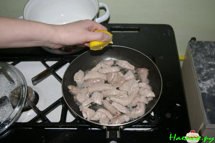 Свинина тушеная Свинина тушеная