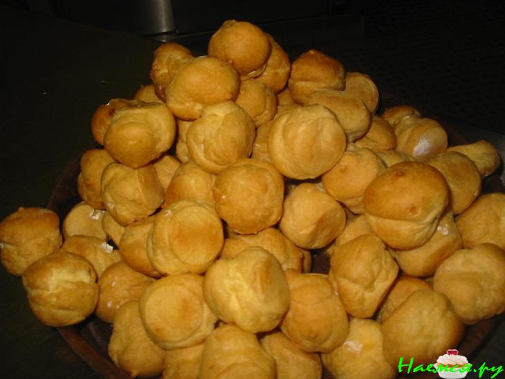 Заварное пирожное