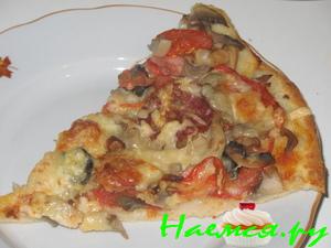 Пицца из дрожжевого теста