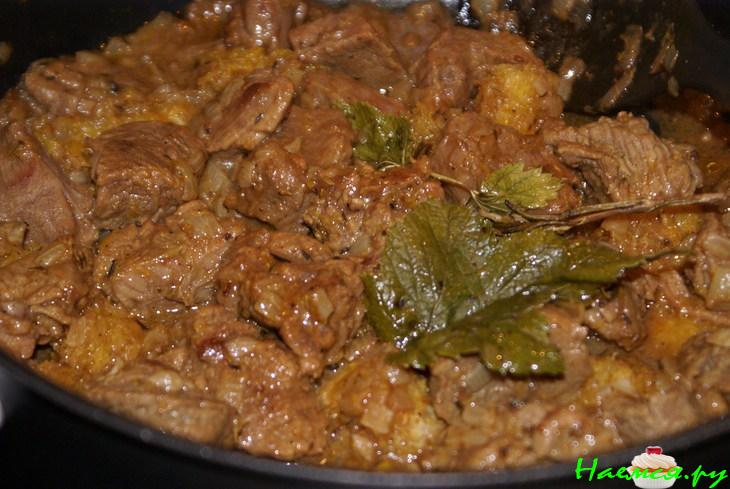 Телятина с апельсином и розмарином