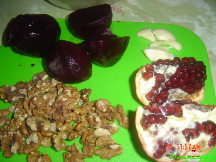 Салат гранатовый