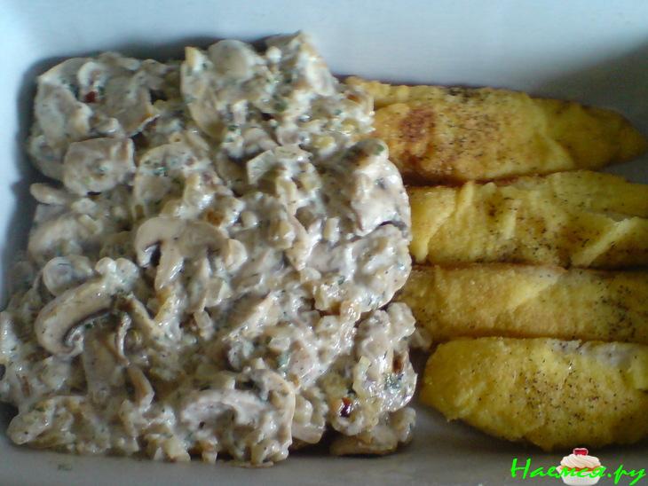 Рыба, запеченная под грибами