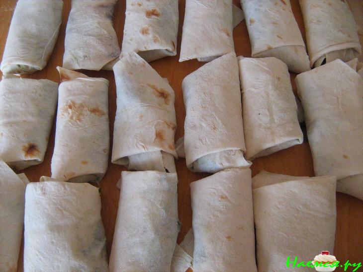 Лаваш с яйцом и шпинатом