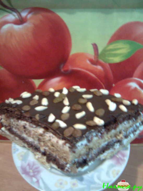 Торт "Сметанник" в шоколадной глазури