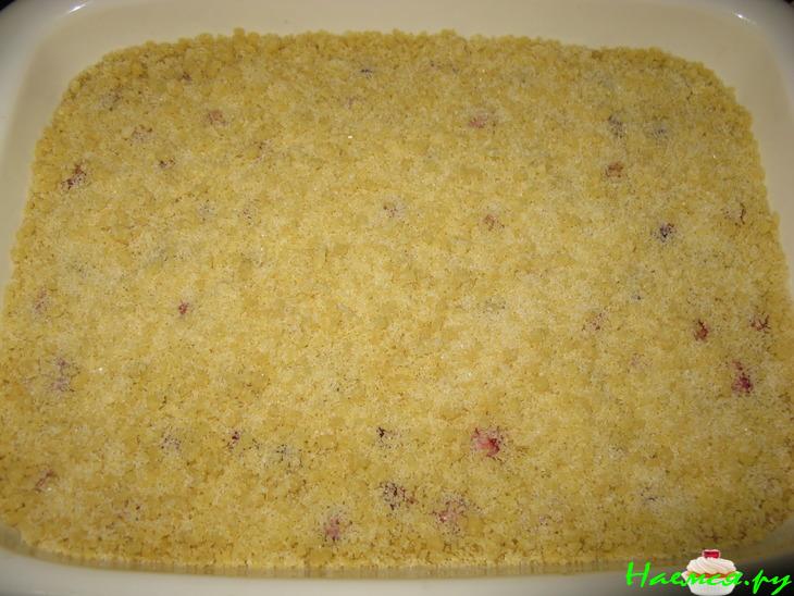 Пирог на газировке с вишней и посыпкой 'Штрейзель' Пирог на газировке с вишней и посыпкой 'Штрейзель'