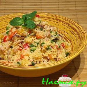 Салат с кус-кусом и грилованным мясом Салат с кус-кусом и грилованным мясом