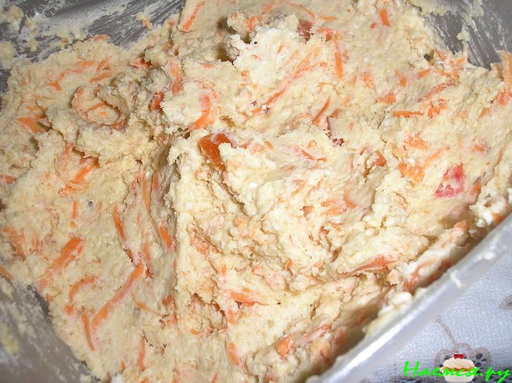 Фрикадельки из моркови и творога с цукатами