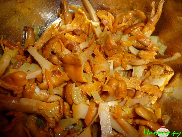 Простенький суп из лисичек