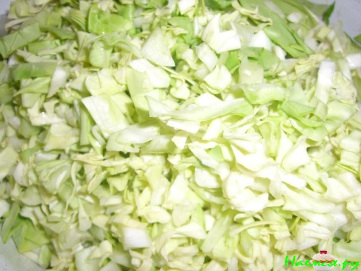 Капустные котлеты с помидорами Капустные котлеты с помидорами