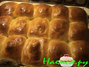 Сладкие пирожки или булочки