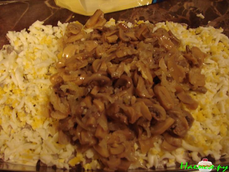 Салат мужской с языком и грибами Салат мужской с языком и грибами