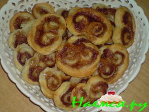 Быстрое слоёное печенье с корицей Быстрое слоёное печенье с корицей