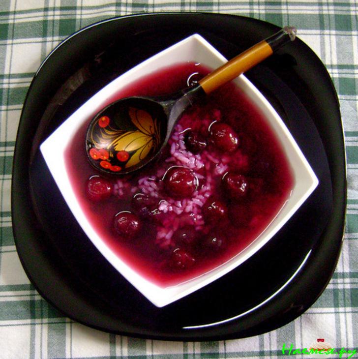 Вишневый суп