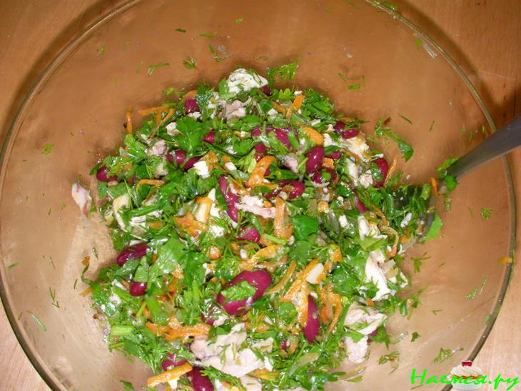 Салат куриный с фасолью "Сытный"