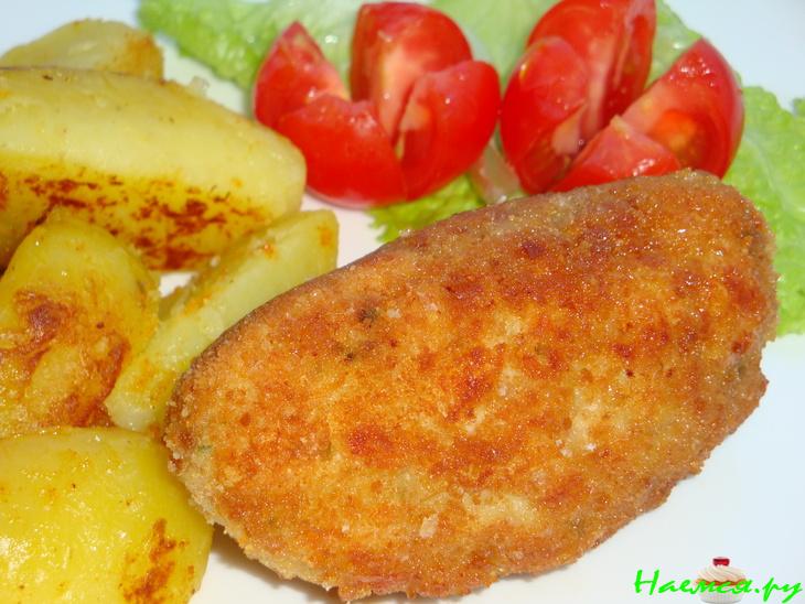 Куриные котлеты со сливочно-ореховой начинкой