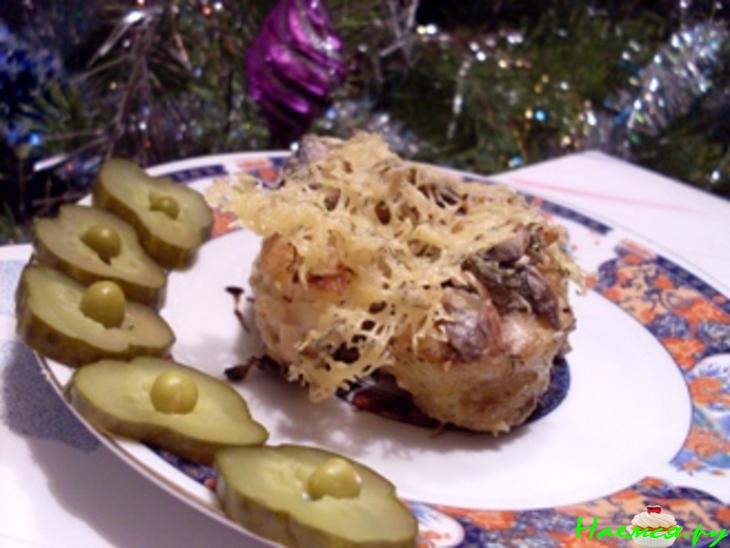 Судак под грибной шубой, с сырной сеточкой Судак под грибной шубой, с сырной сеточкой