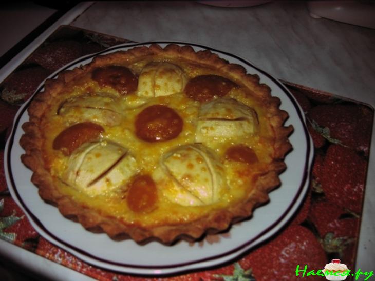 Пирог с яблоками и абрикосами Пирог с яблоками и абрикосами
