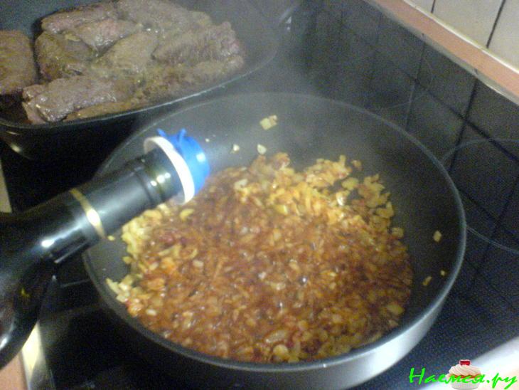 Говяжьи рулетики со шпиком