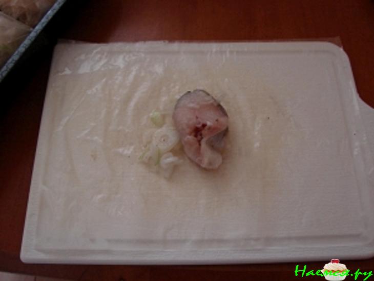 Рыба, запеченная в пергаменте