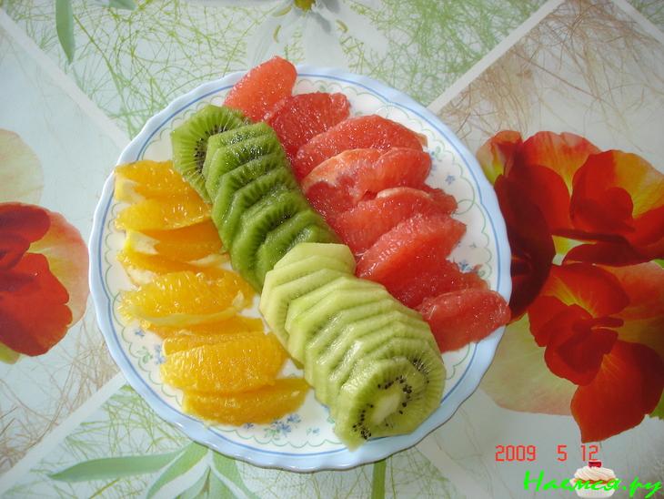 Пирожные песочные с фруктами