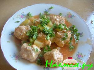 Куриные фрикадельки в цитрусовом соусе