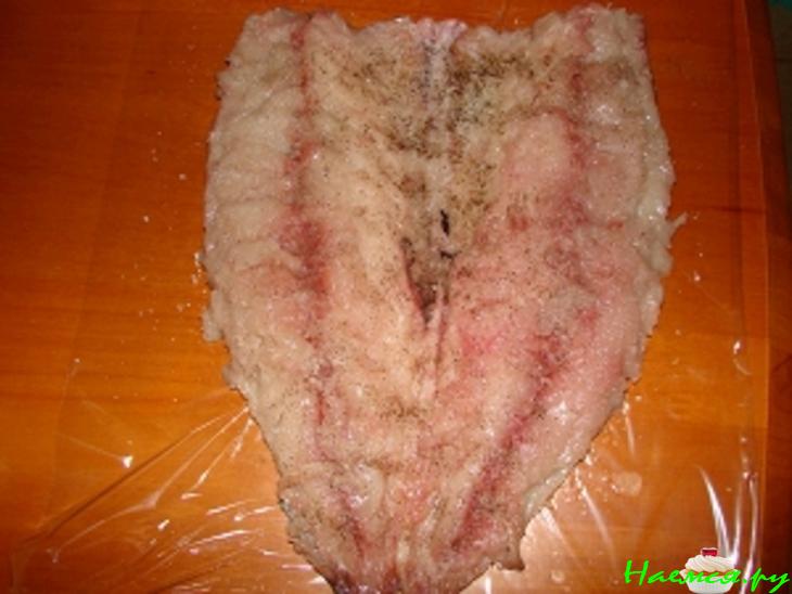 Солёно-мороженый рулетик из скумбрии