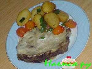 Говядина под базиликовым соусом