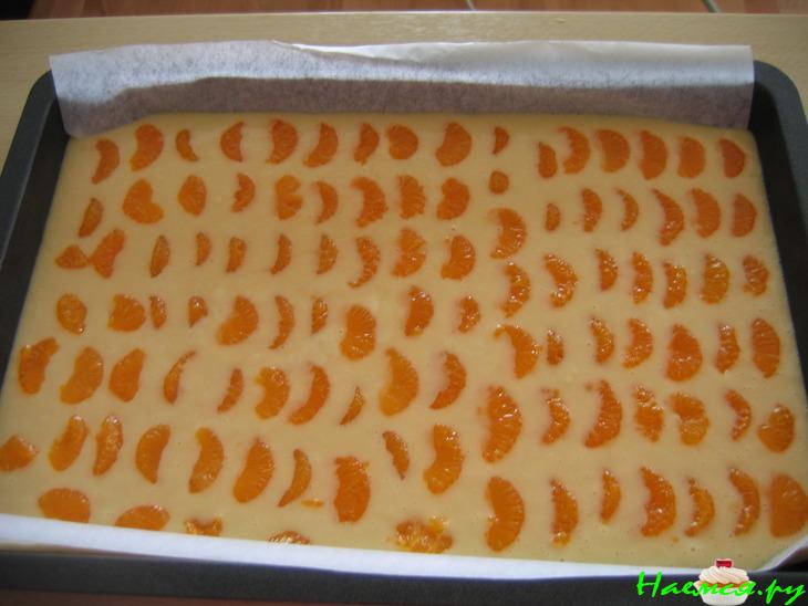 Мандариновый пирог с кокосовой стружкой