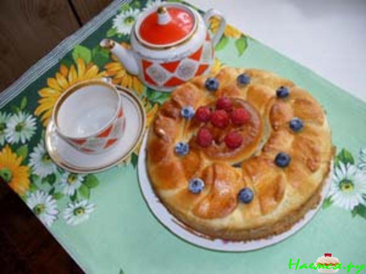 Пирог с маком и изюмом