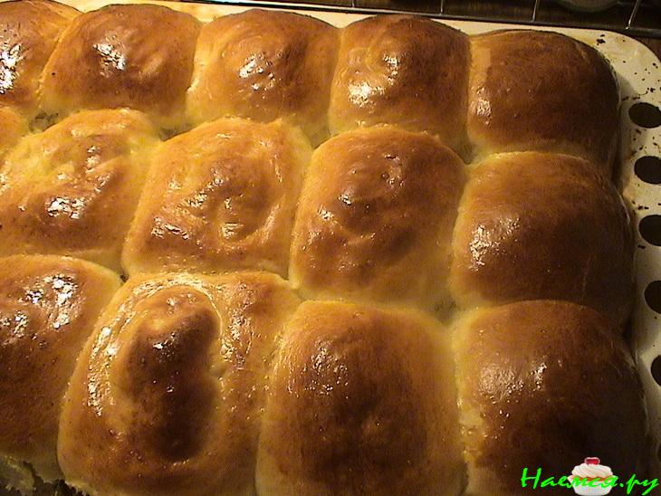 Сладкие пирожки или булочки