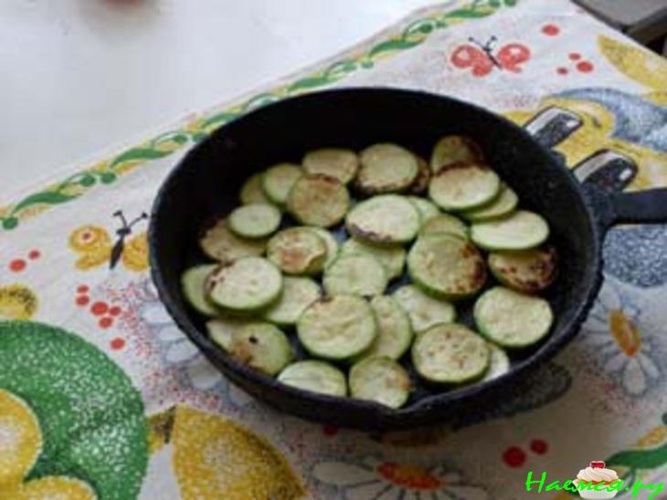 Треска с кабачками и сыром