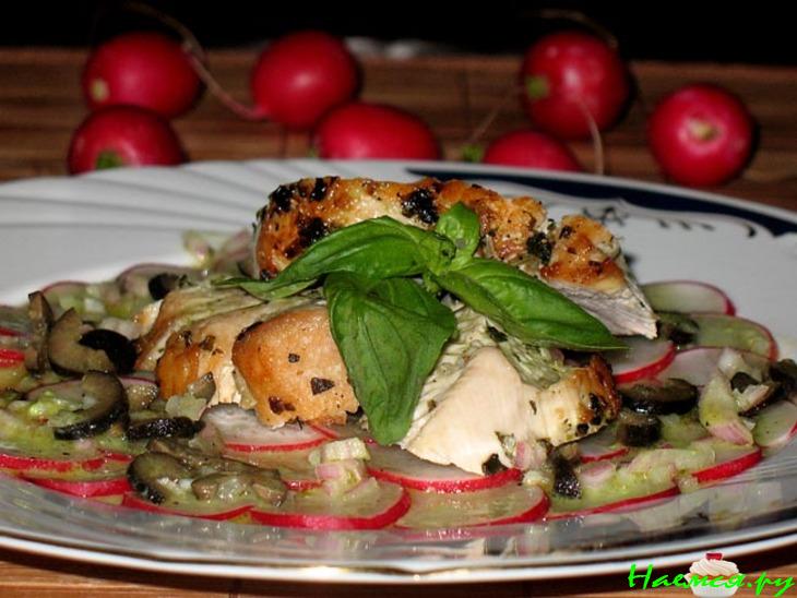 Филе индейки на карпачио из редиса