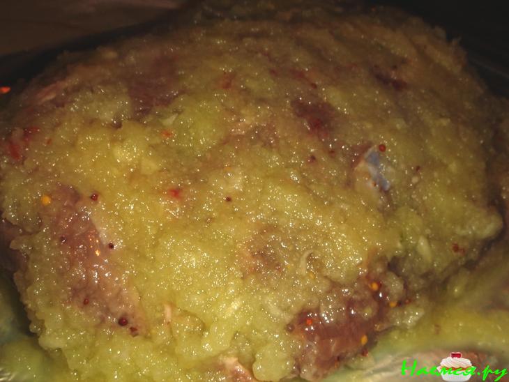 Шея в яблоках