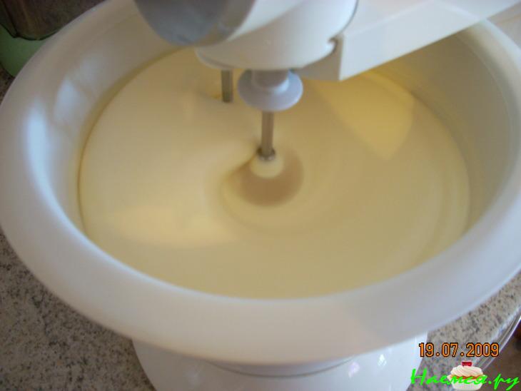 Абрикосовый пирог с маком