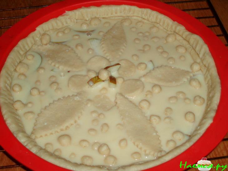 Творожный пирог с яблочно-грушевой начинкой под сметанной заливкой