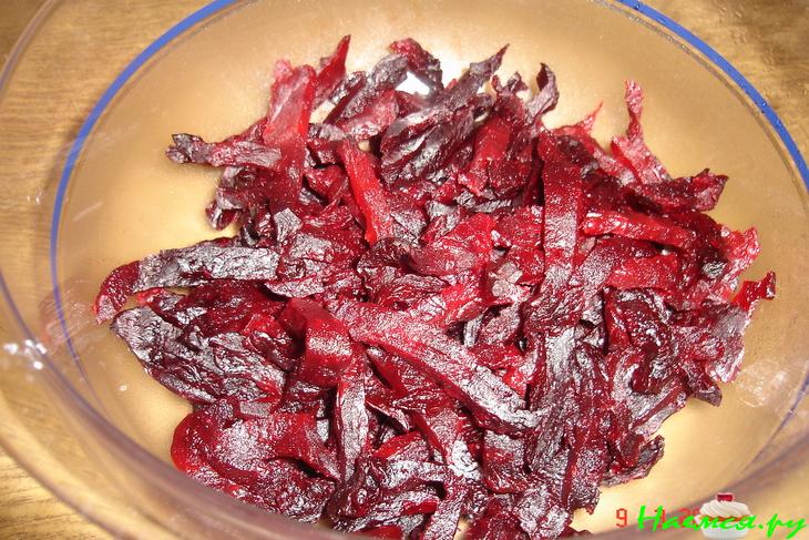 Салат с копченой курочкой "8 Марта"