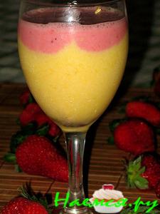 Персиково-клубничный smoothie Персиково-клубничный smoothie