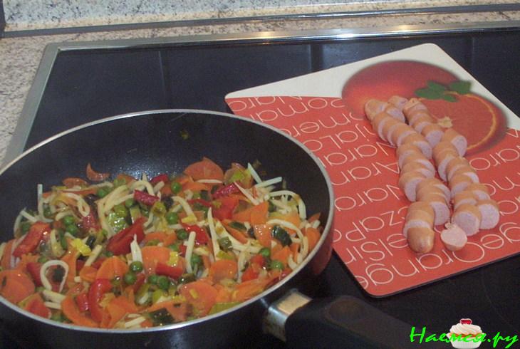 Овощи с рисом и паприкой Овощи с рисом и паприкой