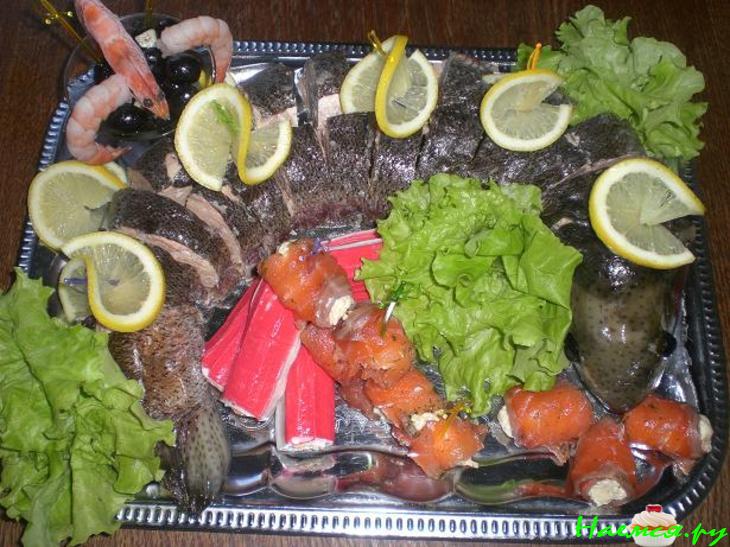 Форель фаршированная морепродуктами
