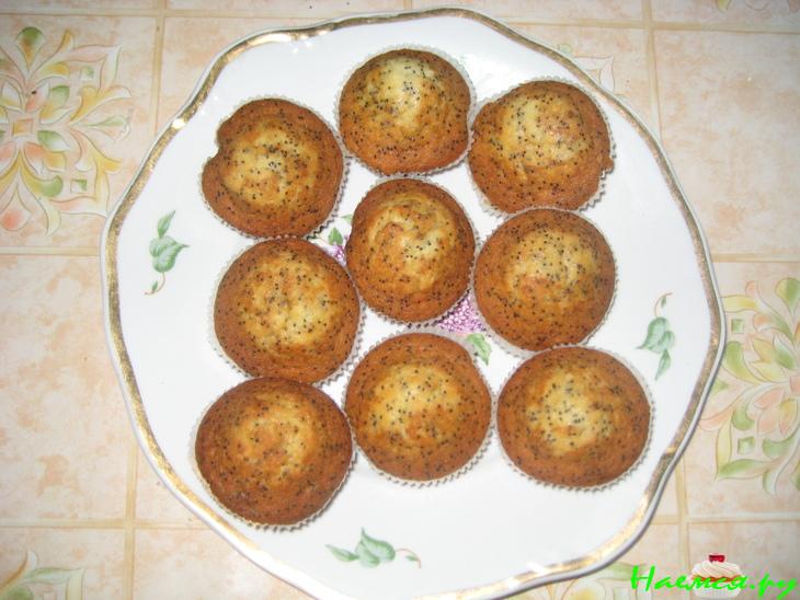 Маковые тортини с черешней