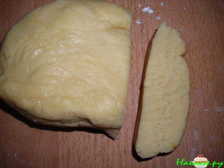 Торт «Медовый» (с ягодно-ореховой прослойкой)