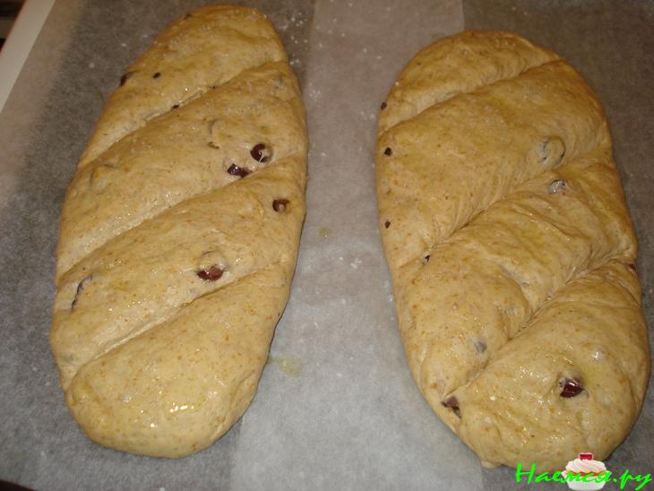 Хлеб с оливками и розмарином