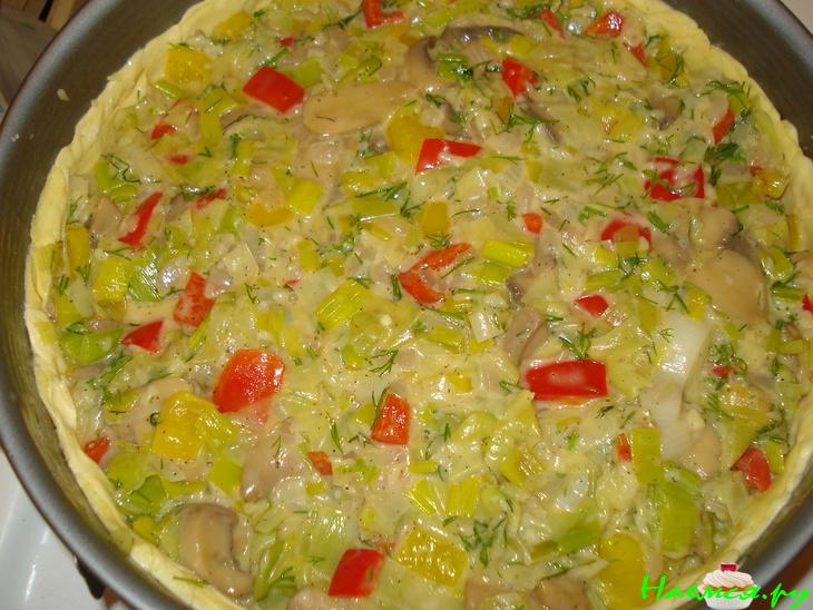 Прасопита /пирог с луком латук/